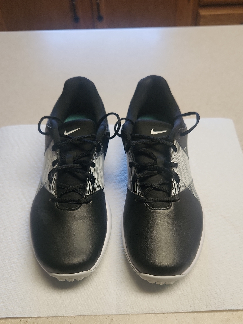 Nike Black/White Golf Shoes, Women's Size 6.5, GUC
